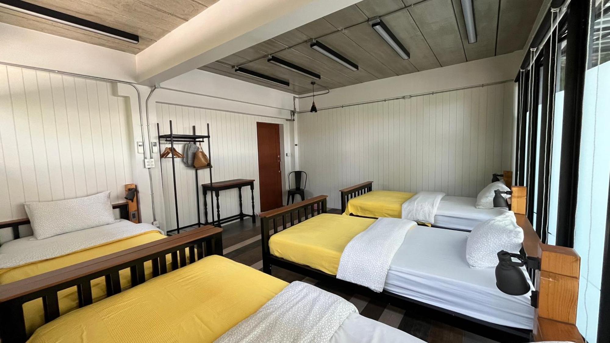 Hostel Liaw Base House Bangkok Exterior foto